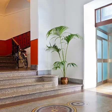 Casa Mo And 4*